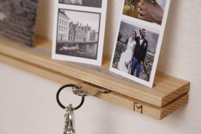 Schlüsselbrett mit Ablage